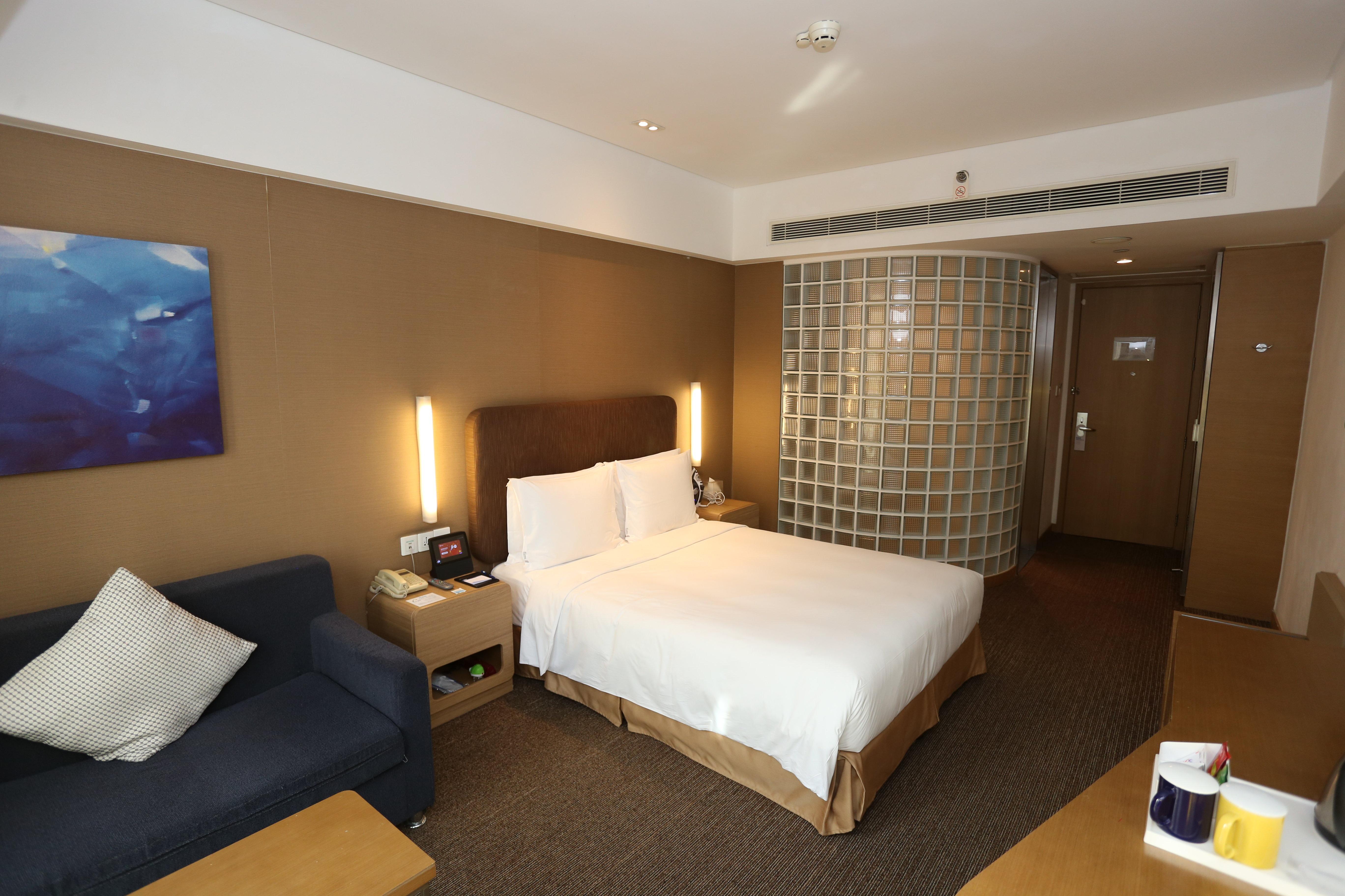 Holiday Inn Express Shanghai Jinsha By Ihg Exterior foto